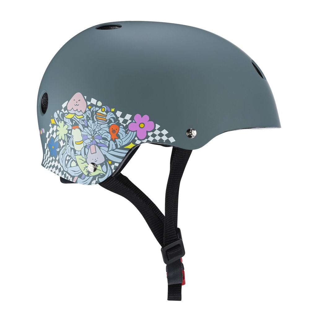 Triple 8 Lizzie Armanto Certified Sweatsaver Helmet for Skateboarding Inline Roller Skating BMX & Bike