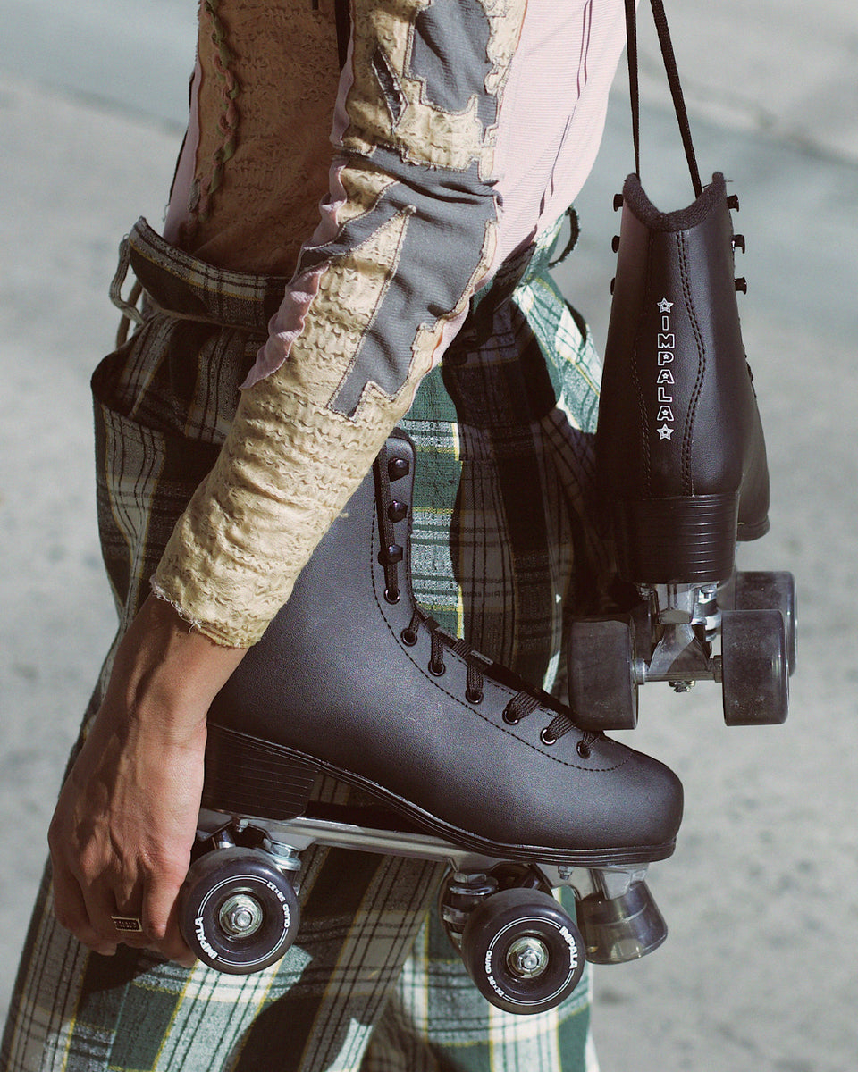 **RARE** Matte Black popular Roller Skates