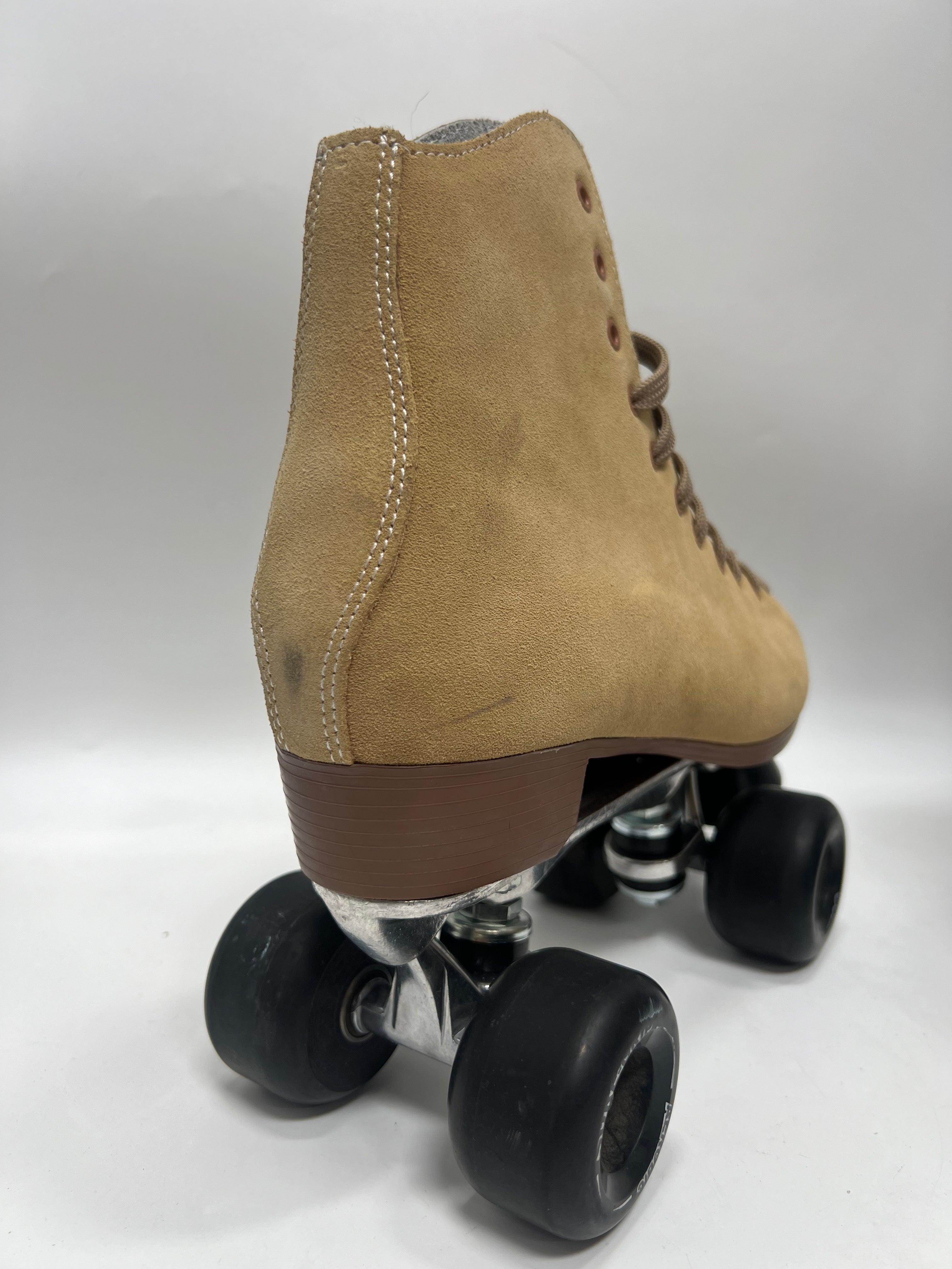 Sure-Grip Tan Suede Boardwalk Skates - Size 8 *BLEM* - Pigeon's Roller Skate Shop