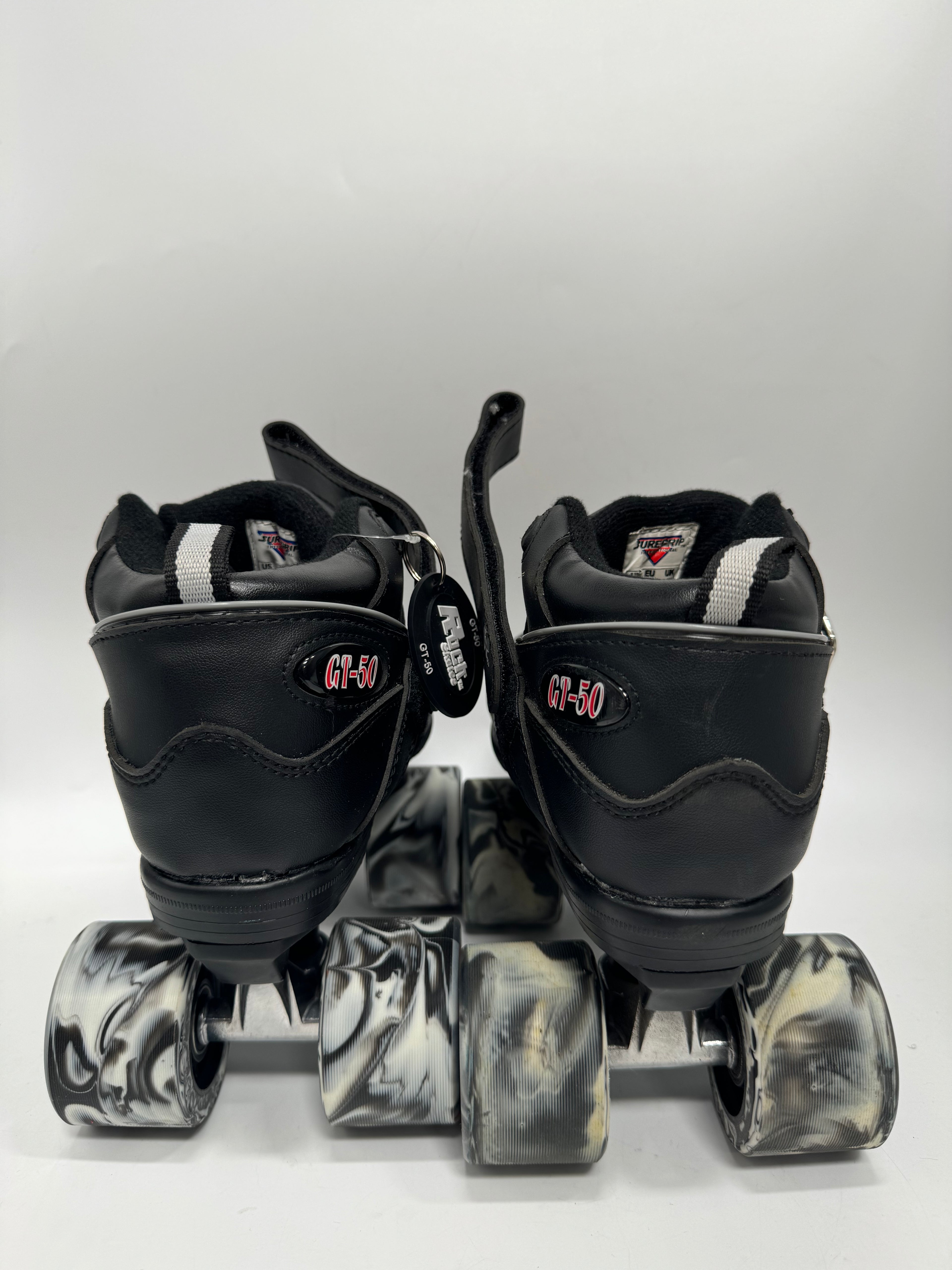 Used Sure-Grip - GT50 Black Size 4 - Pigeon's Roller Skate Shop