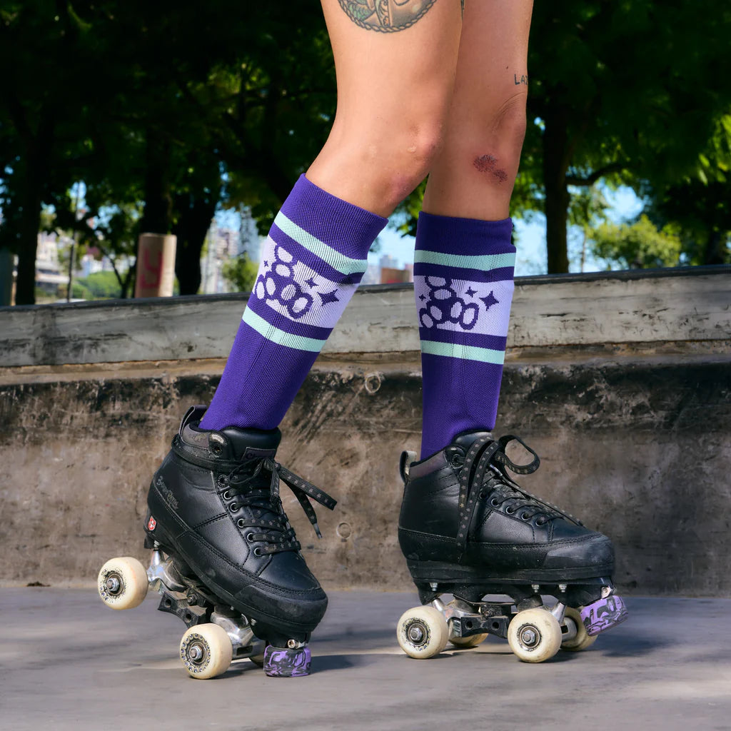Triple 8 Sock Shinguards - Barbie Patin Signature Edition - Pigeon's Roller Skate Shop