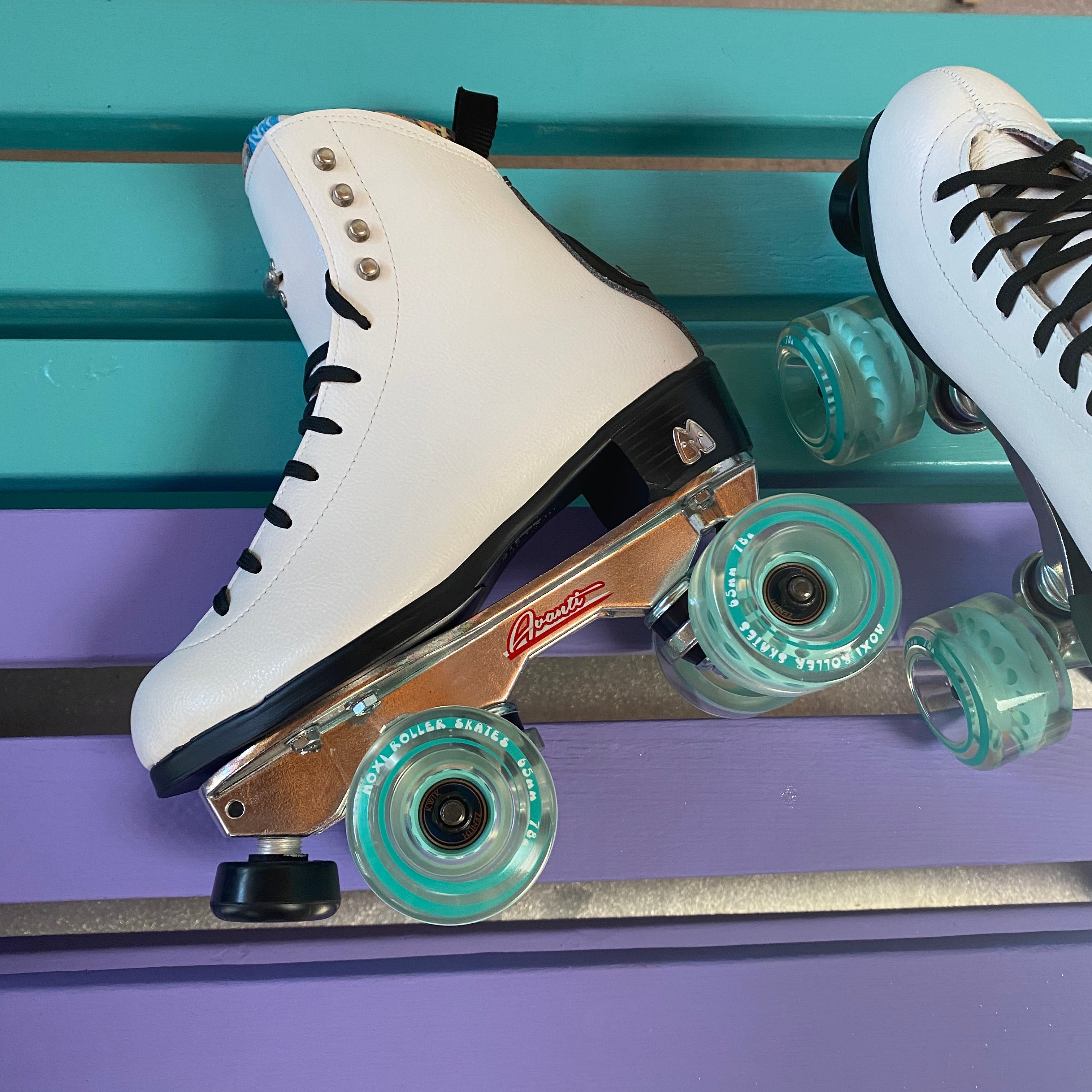 Moxi Jack 1 - Custom Skate Build - Pigeon's Roller Skate Shop