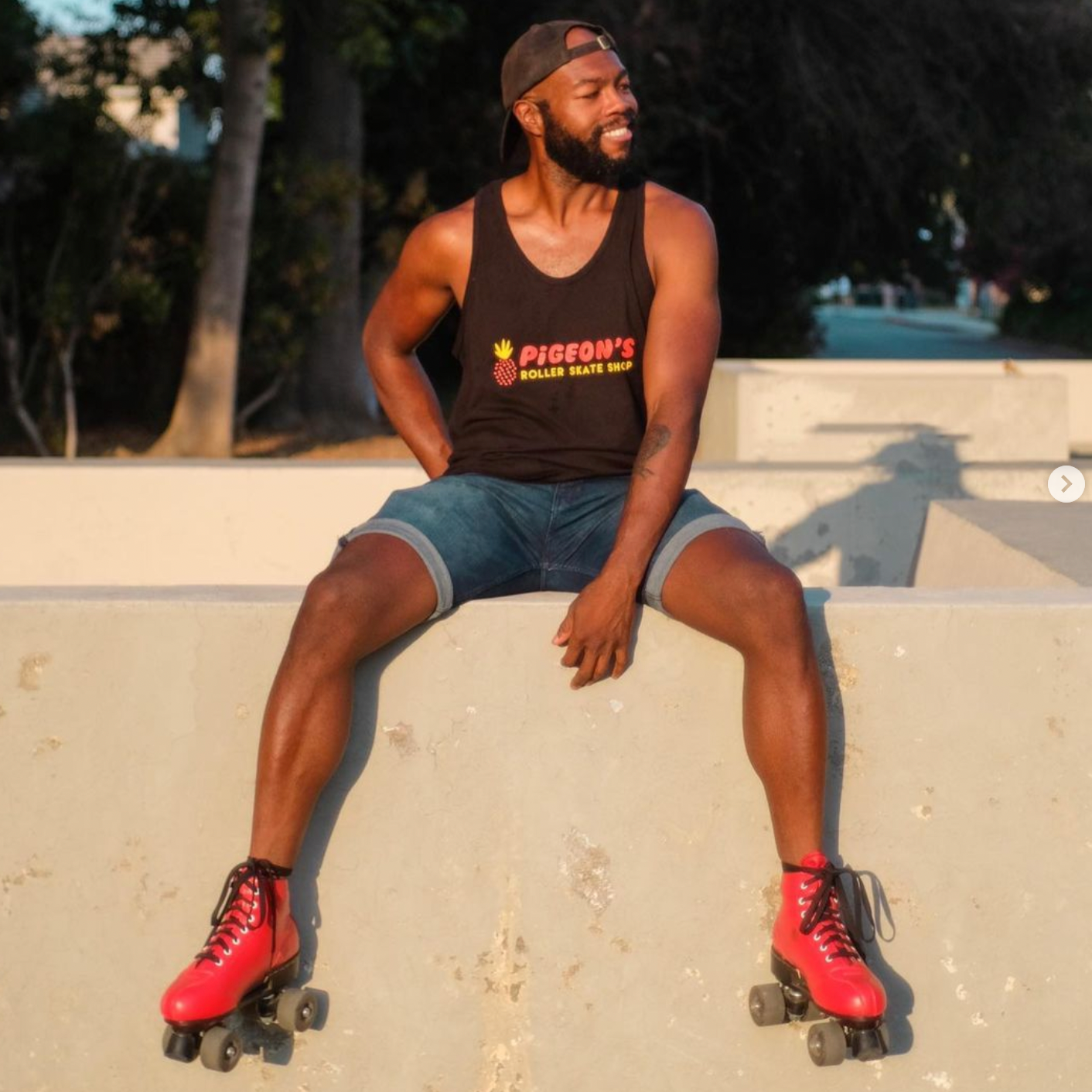 Shop Tank - SKATECATION BLACK - Pigeon's Roller Skate Shop