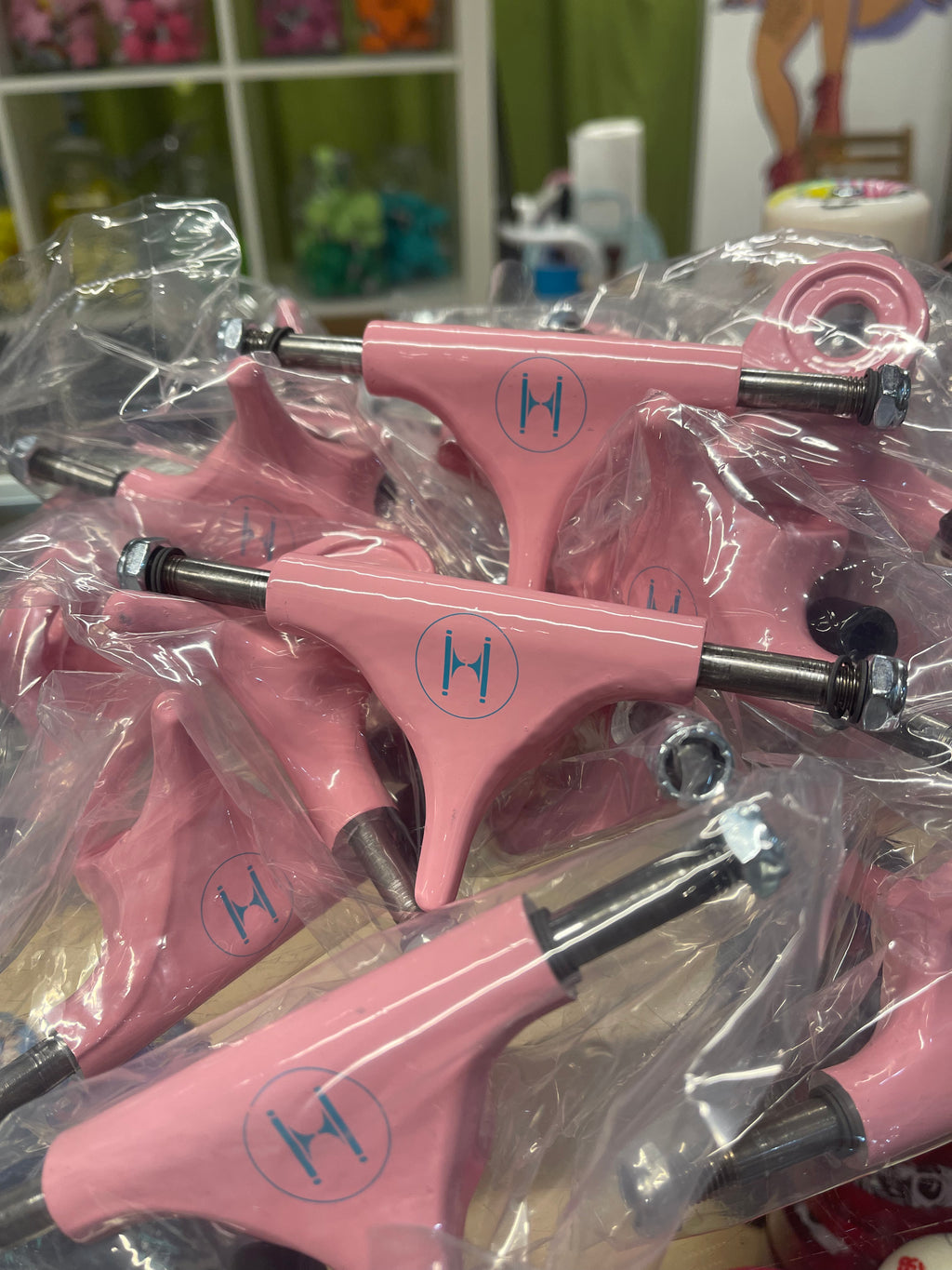 Huck Roller Skate Trucks 3" - Pigeon's Roller Skate Shop